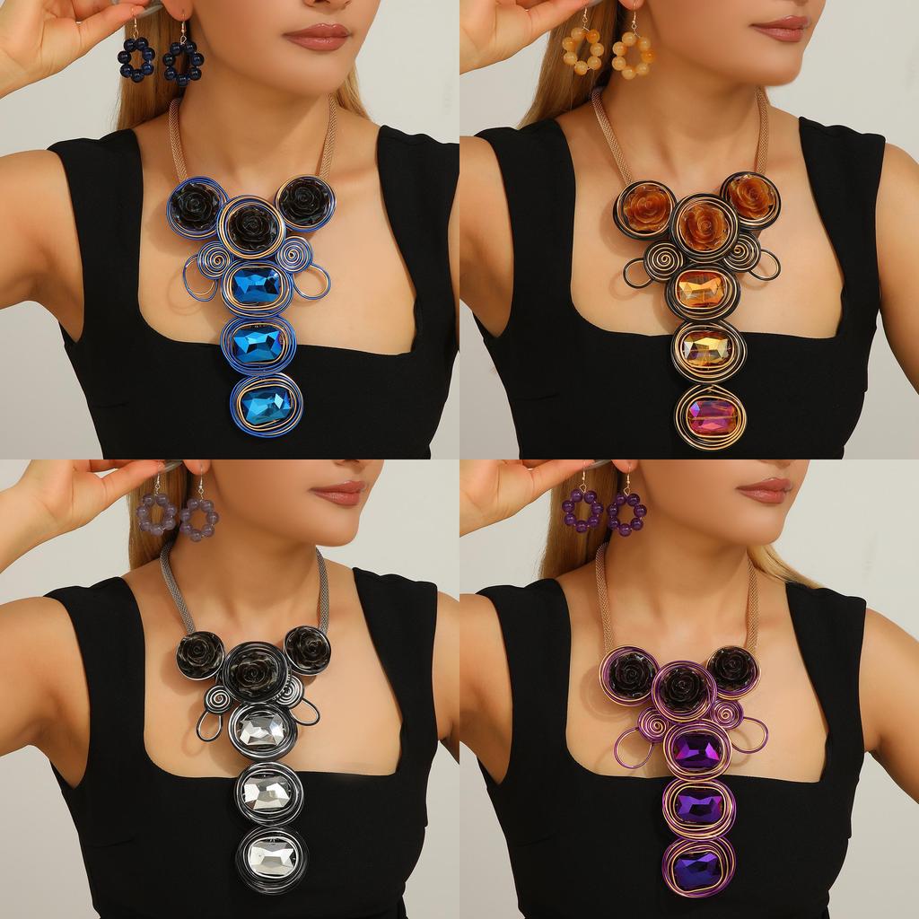 Chic Women Geometric Pendant And Earrings Set With Crystal And Resin Flowers