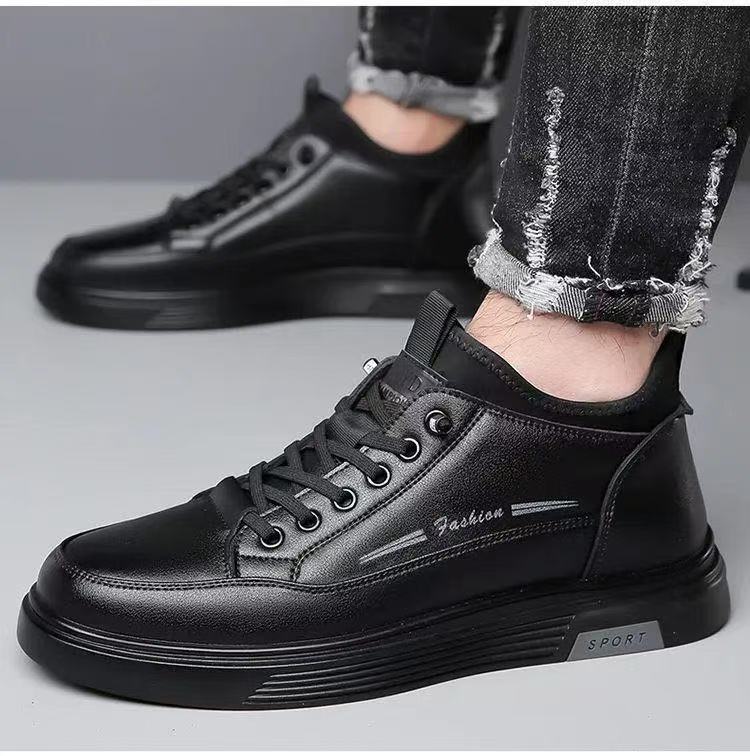Men's shoes casual board shoes thickened cotton shoes men's leather shoes winter commuting velvet winter warm men's shoes