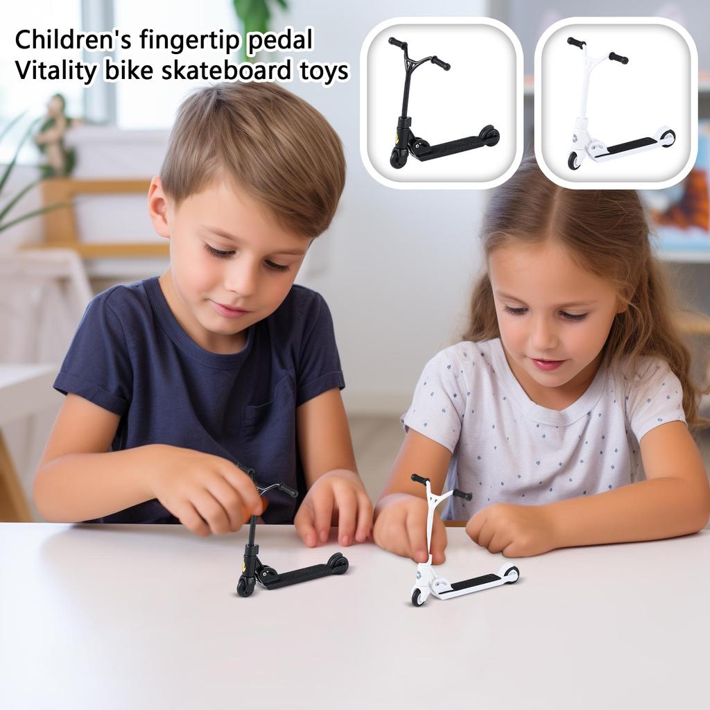 Desktop Unpacking Children's Finger Pedal Vitality Scooter Skateboard Toy