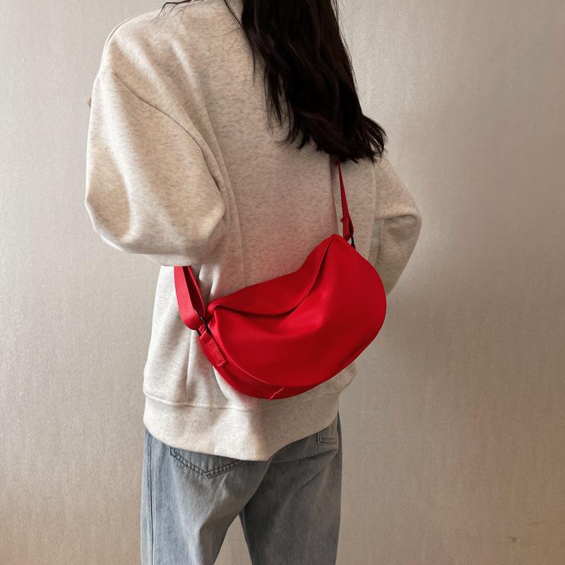 Simple Design Women's Messenger Bag Fashi Ladies Nyl Hobos Red Shoulder Bags Vintage Female Girls Purse Cloth Handbags