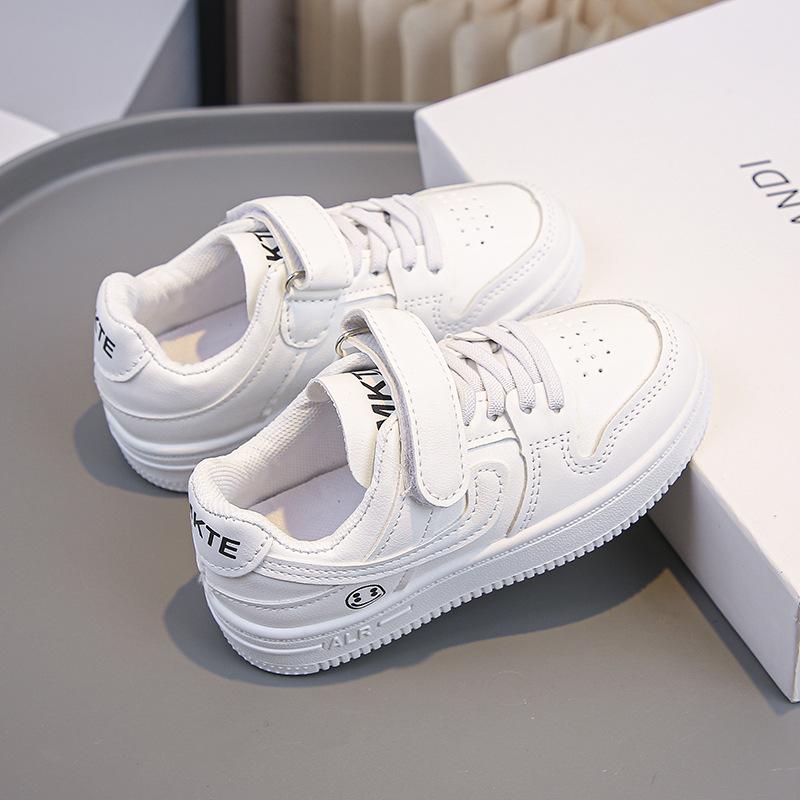 New children's school leather sneakers, casual versatile sneakers for older kids, running shoes with Velcro, solid color sneakers