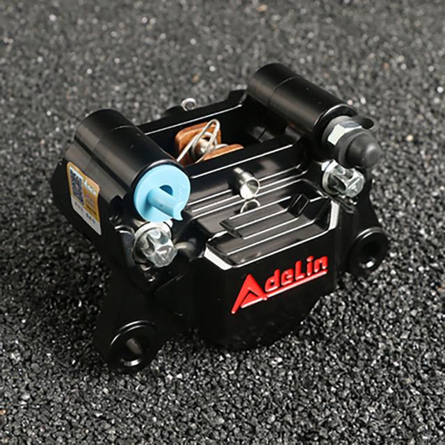 

Adelin ADL 28 кованый алюминиевый гоночный мотоцикл 34 мм поршневой задний дисковый тормозной суппорт 84 мм для MSX125 NIU N1 BWS RS100 GTR M3 чёрный