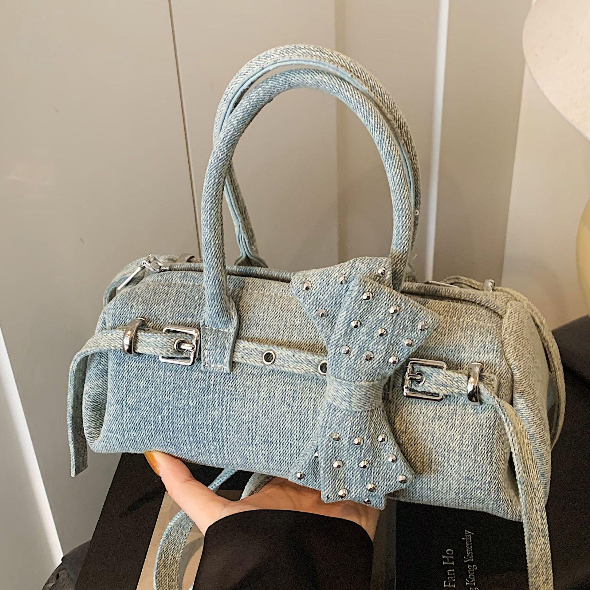 

2025 summer new denim Boston handbag Korean version light luxury fashion casual versatile shoulder messenger bag синий