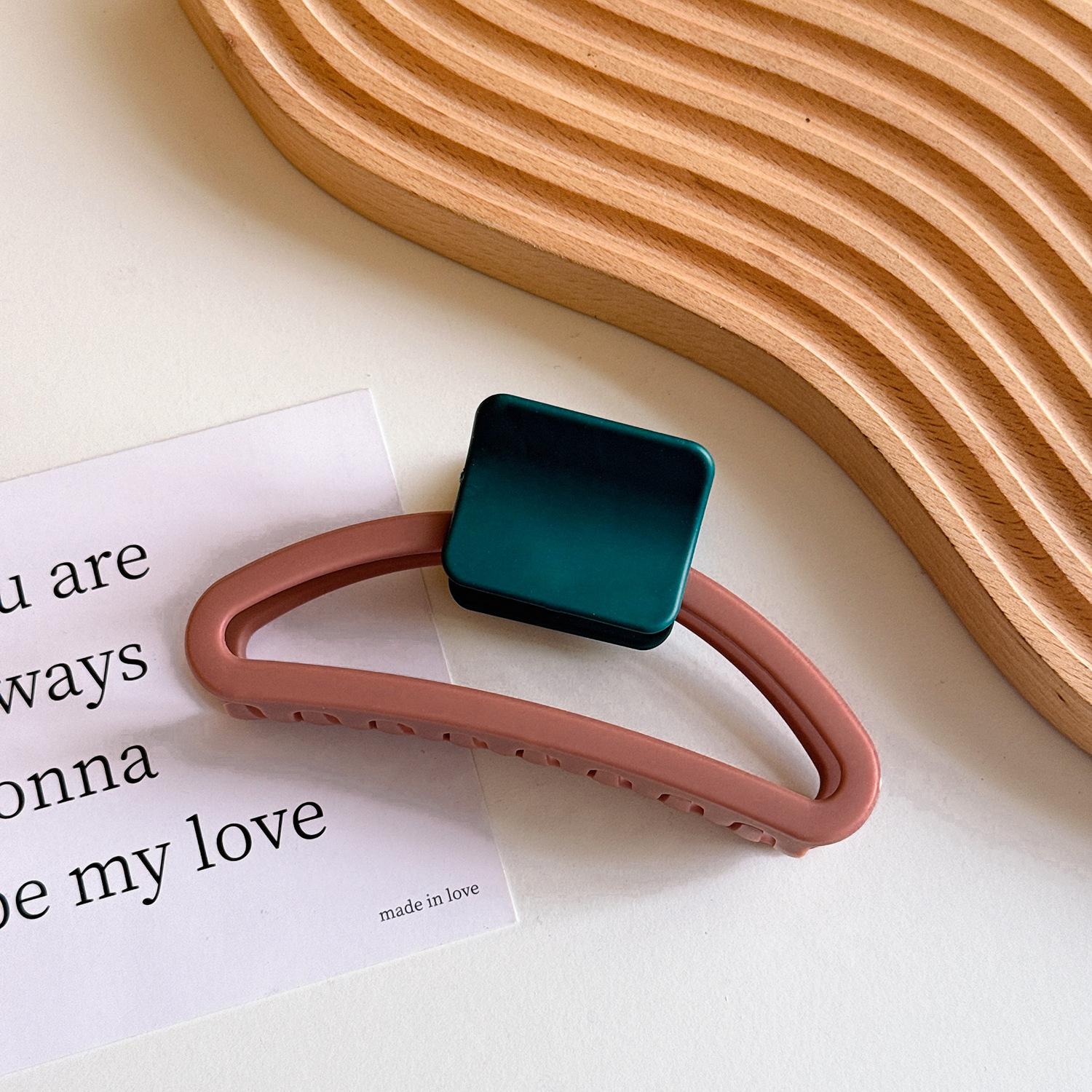 

115cm Large Stylish Hair Claw Clip Modern Geometric Shapes In Various Colors Beautiful