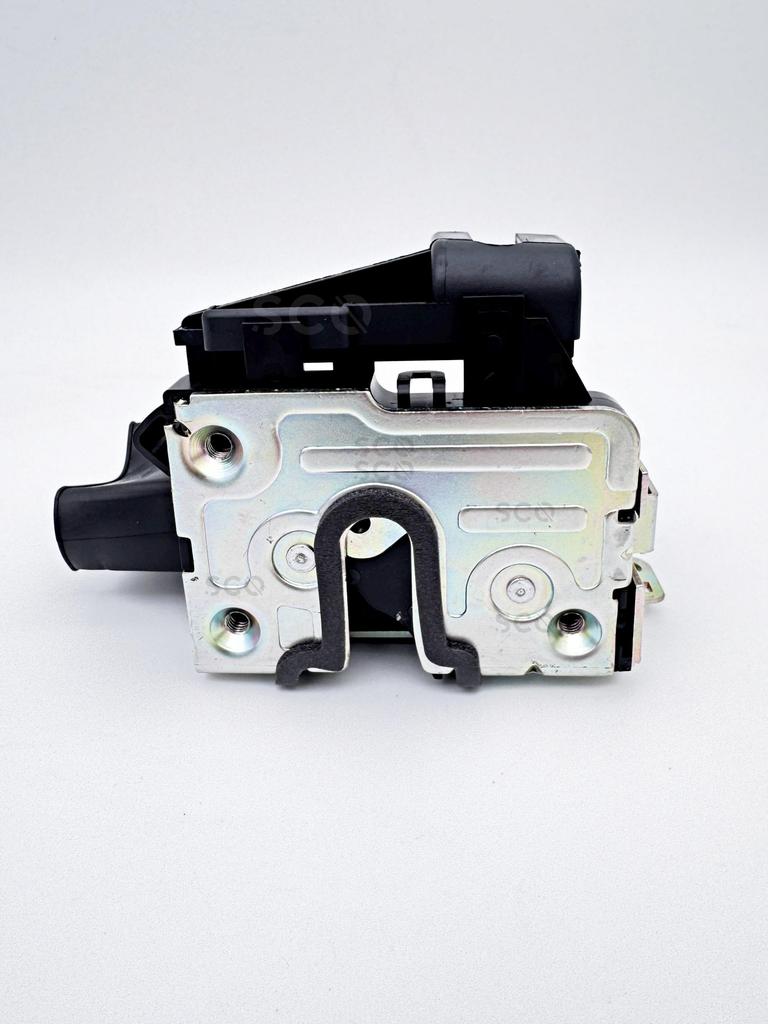 Front Door Lock Left Side for Renault Duster Driver Side Front Door Lock Mechanism for Terrano 8200735225