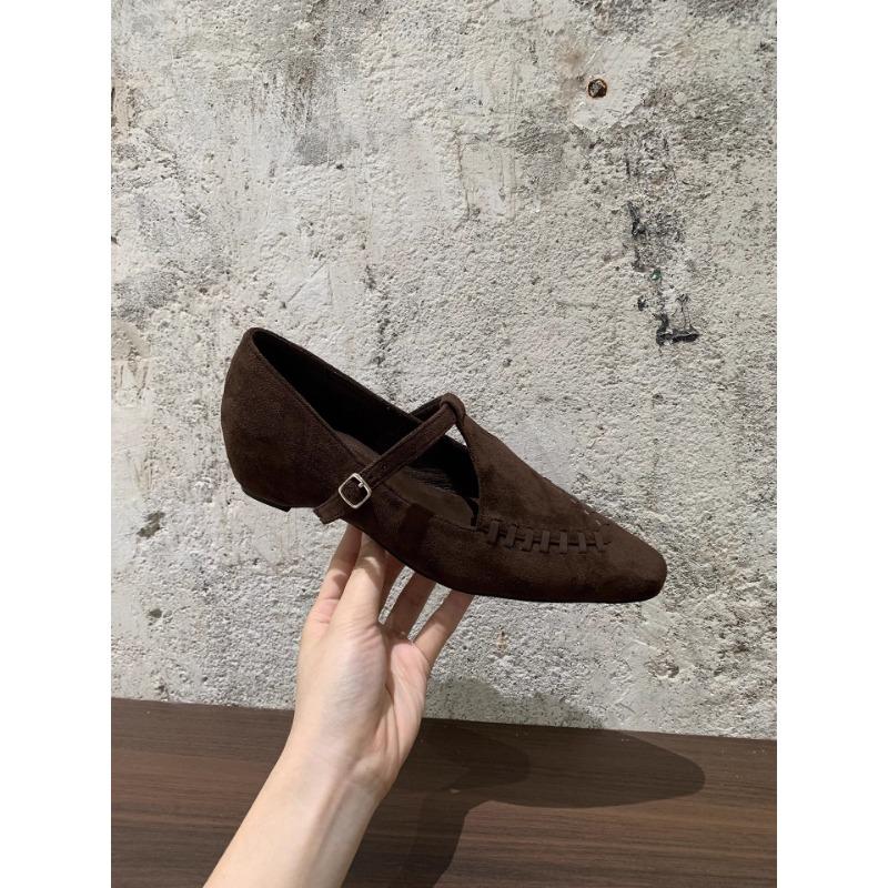Retro Single Shoes Women's Autumn New Design Sense Mary Jane Shoes with Skirt Flat Commuter Evening Shoes