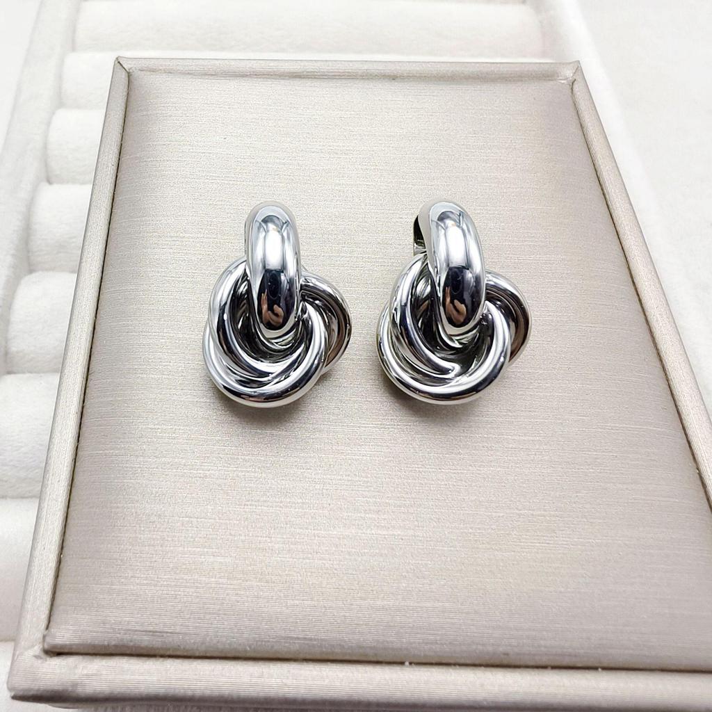 Gold-Tone Geometric Twist Earrings: Fashionable and Versatile Multi-Layer Braided Earrings for Women.