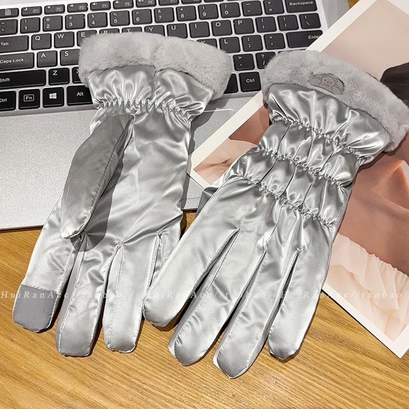 Warm gloves autumn and winter ladies cute cycling electric car cold-proof piled thickened windproof cotton gloves