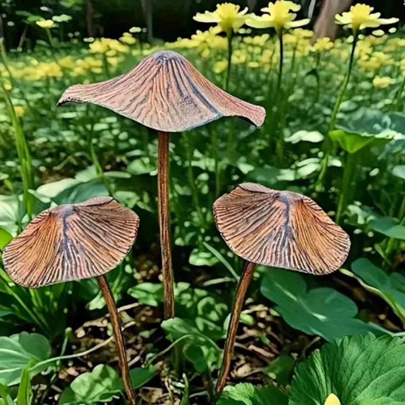 Retro Metal Rusty Mushroom Garden Decoration Set Outdoor Rusty Mushroom Plaque Garden Statues Sculptures Bonsai Accessories