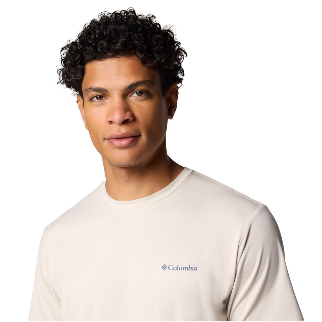 Columbia T-shirt manches courtes à motif dorsal Kwick Hike, Homme beige