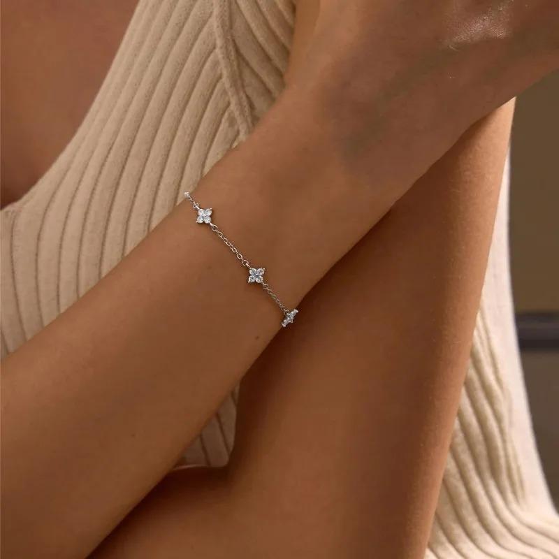 925 Silver Plated Floral Bracelet for Women Adjustable Dainty Link Chain Bracelet 18k Gold Plated Cute Party Wedding Jewelry