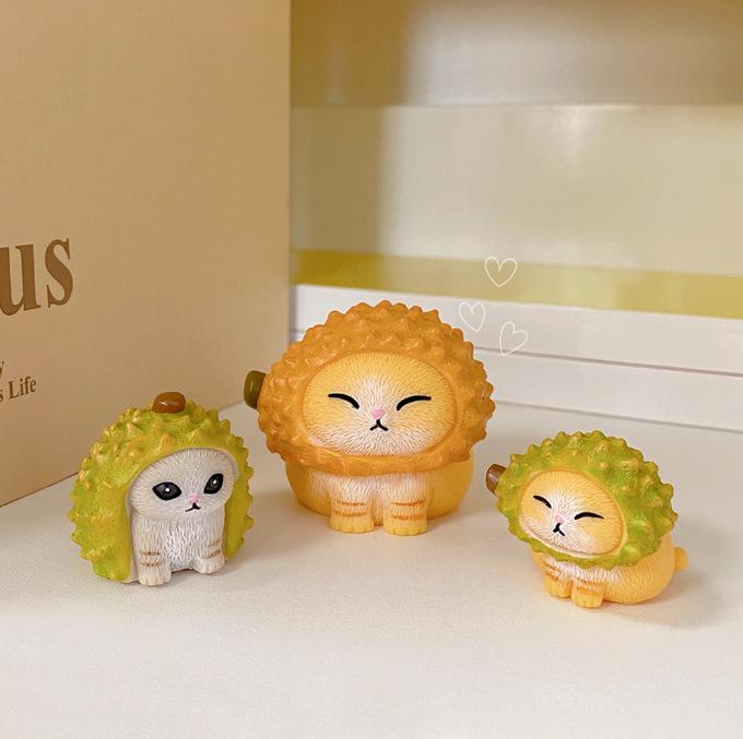 Little Prince Cute Kitten Durian Resin Ornament for Car or Home Decor