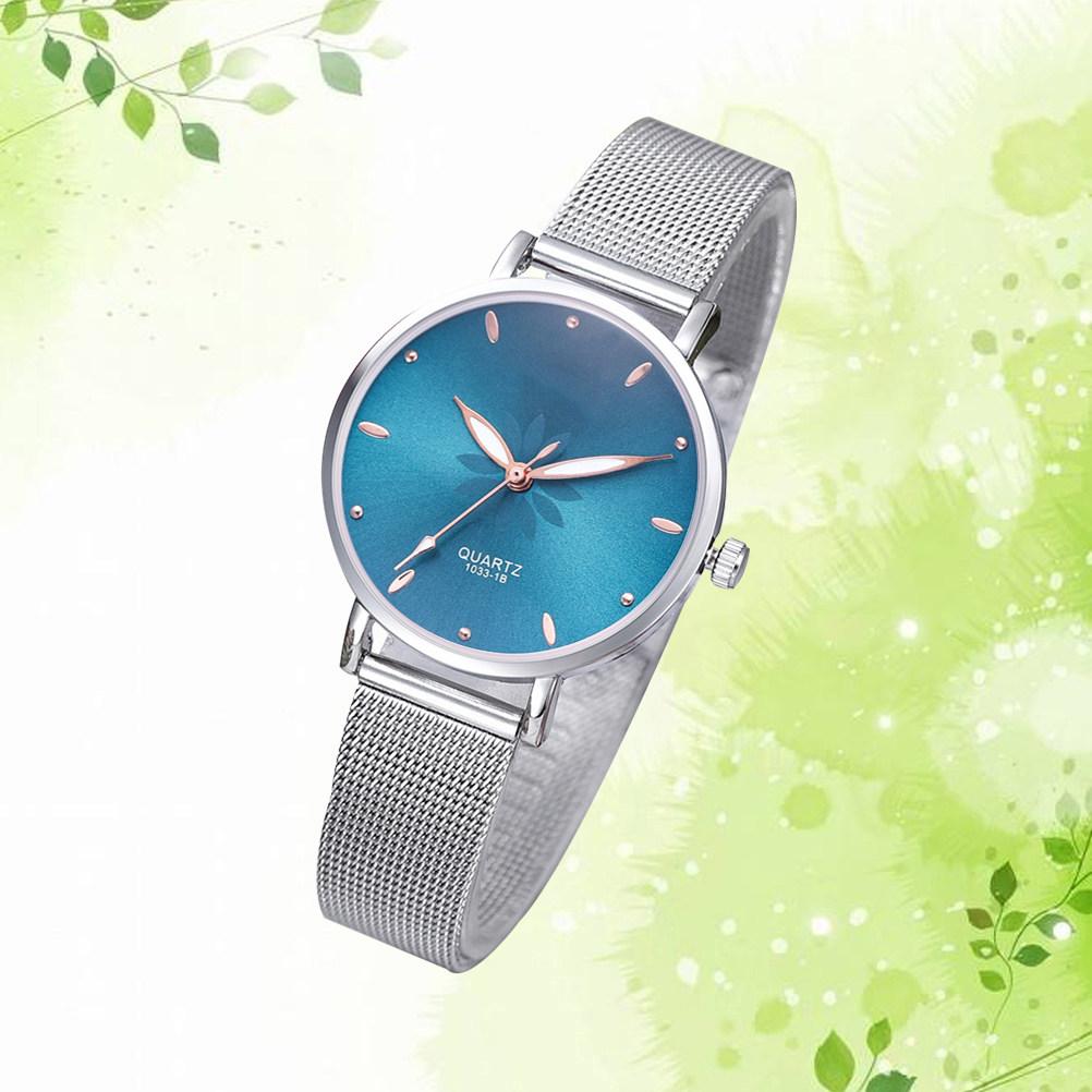 Women Quartz Watch Luxury Mesh Alloy Bracelet Adjustable Comfort Fit Precision Timekeeping Dress Watch for Office Party Gift