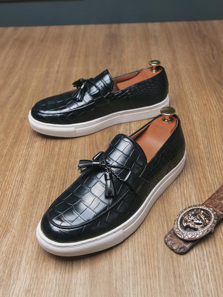 Fashion 2025 New Men's Big Size 38-48 Tassel Loafers British Style Casual Shoes Genuine Leather Slip-On Non-Slip Sole Fashion Footwear