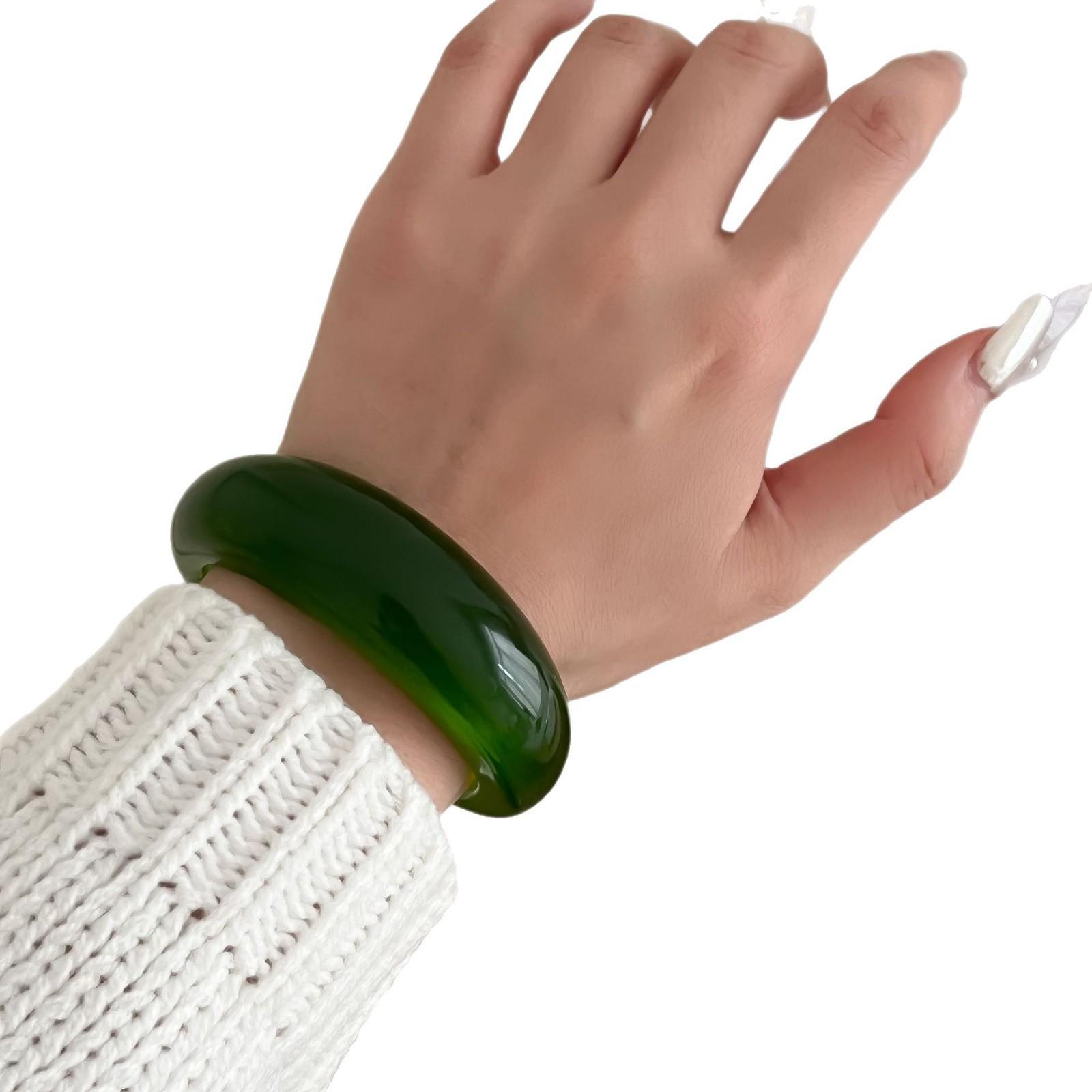 

Женские браслеты для модных украшений зелёный