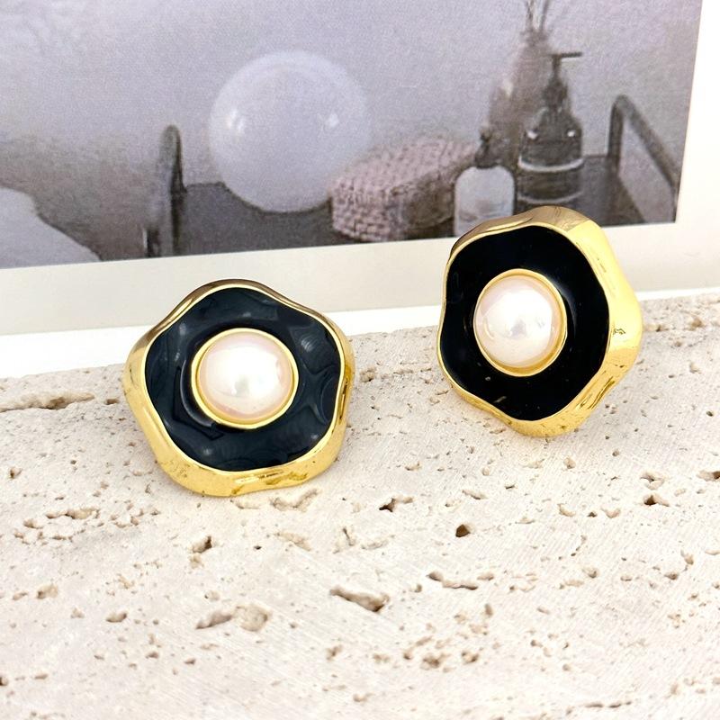 French Vintage Summer Women'S Earrings Premium Earrings Black Drop Glaze Light Luxury Stud Earrings Sterling Silver