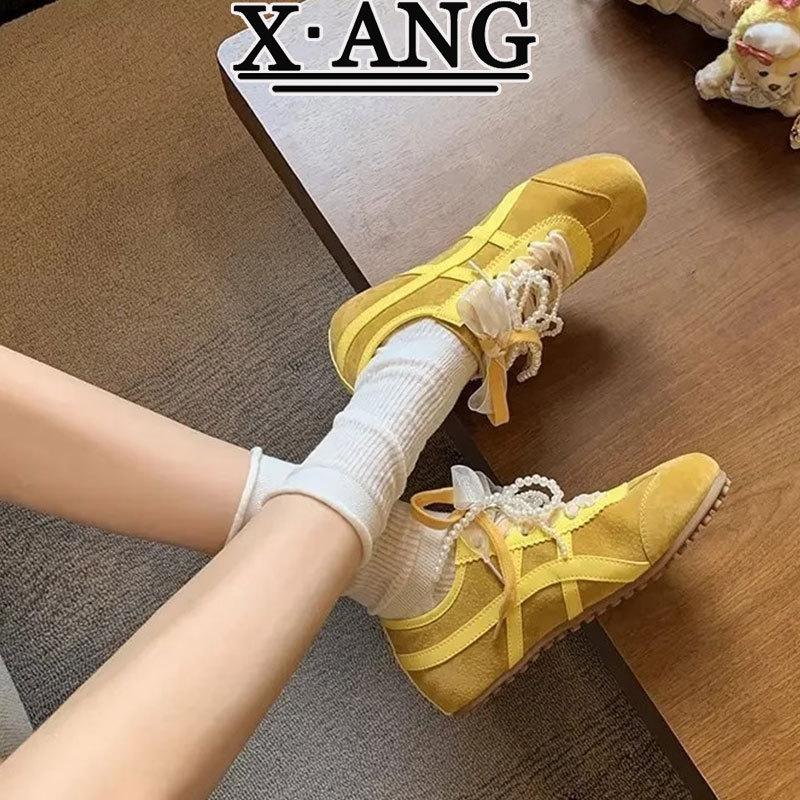 

Cowhide version inner height-increasing moral training shoes women s soft-soled ballet shoes 2025 summer new breathable casual Forrest Gump shoes 35