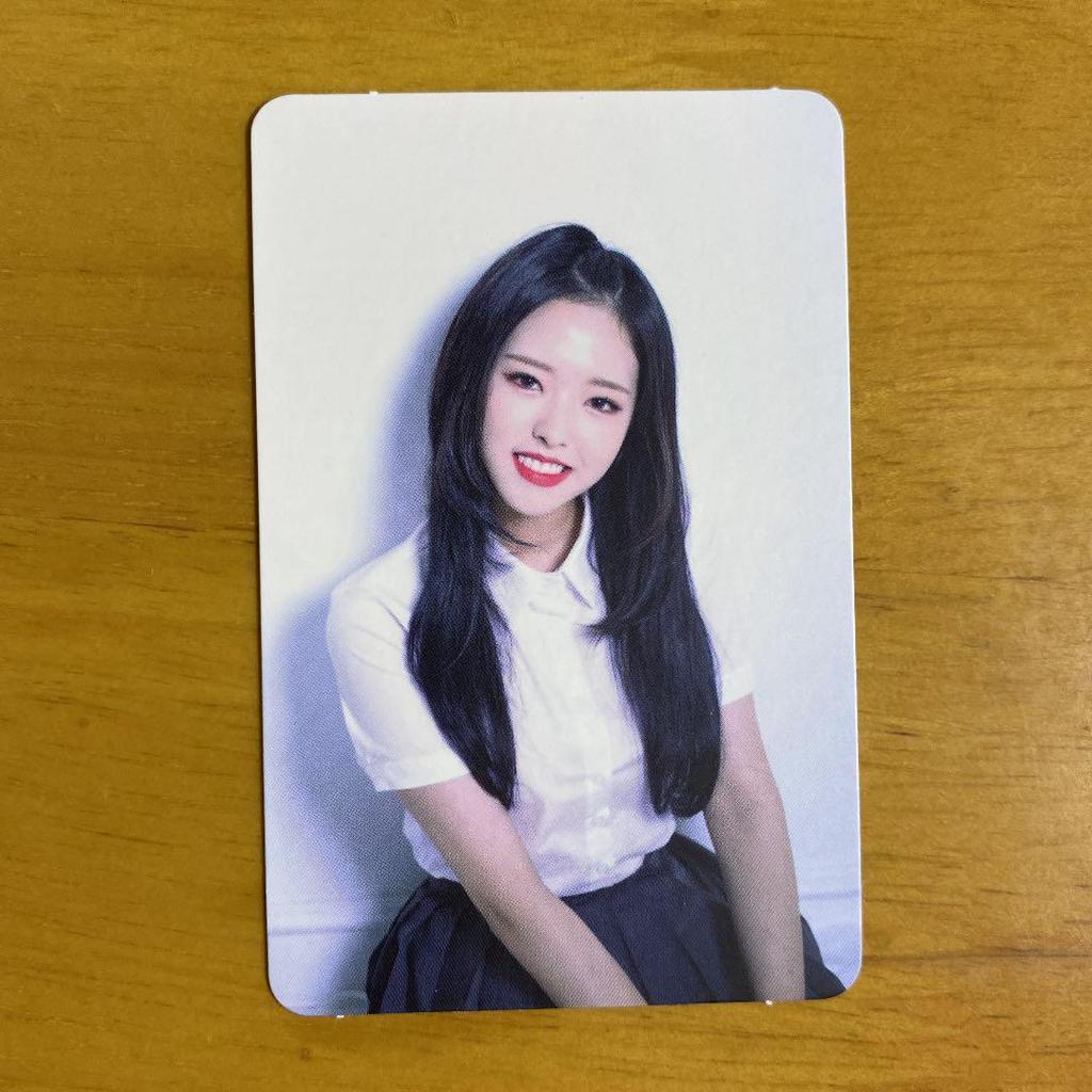 [USED] Out of Print LOONA ++ Mini Album with Trading Card