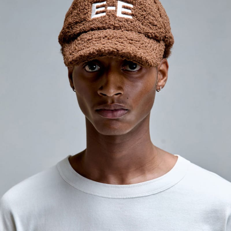 

ERER Embroidered Detail Fleece Baseball Cap Brown F