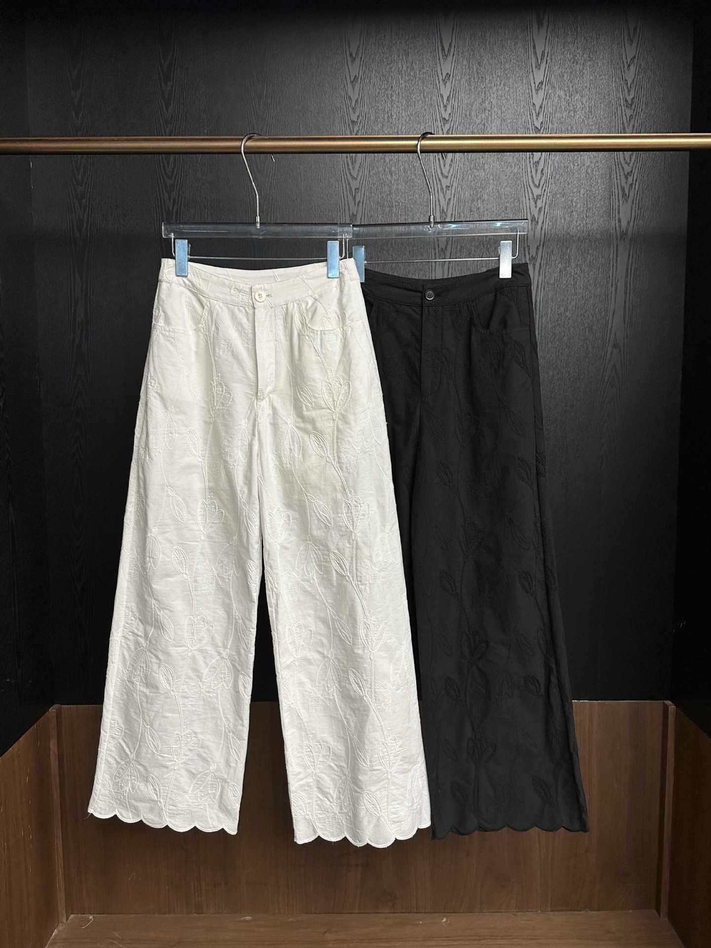 2026 Spring High-Waisted Wide-Leg Casual Jeans with Versatile Design Small