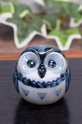 Waza No Kura Stylish Owl Figurine, Kutani Ware, Owl with Jade Design, Blue and White Porcelain, Lucky Charm, High-End Brand Interior Decor Object, Per