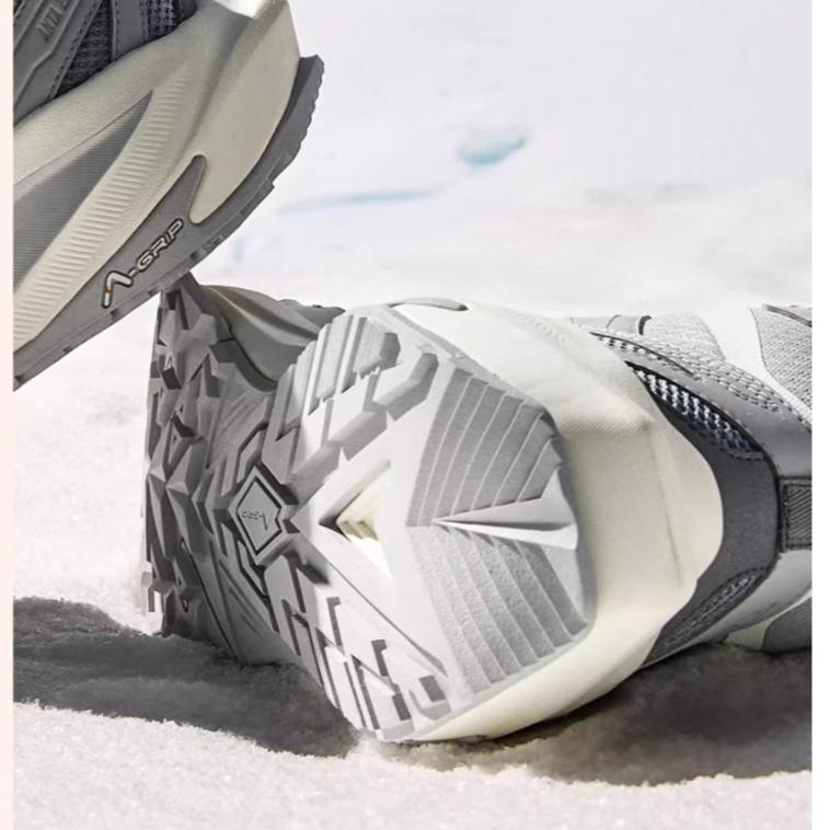 Anta Tanyue Fleece Comfortable Non-Slip Wear-Resistant High-Top Casual Shoes Men Casual Shoes Gray White 912448909-1