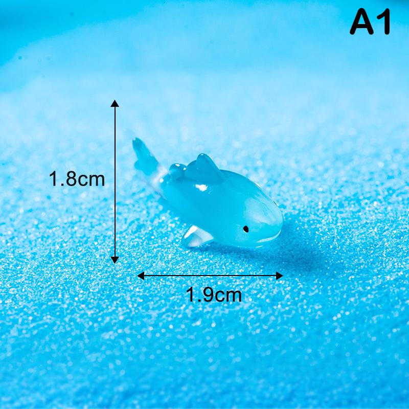 Hot 1PC Luminous Fish Marine Animal Ornament Glow Pendant Micro Garden Craft Resin Landscape Fish Tank Desktop Decoration