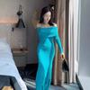 Autumn and Winter New Temperament One-word Shoulder Unique Super Good-looking High-end Sense Thin Fashion Knitted Dress