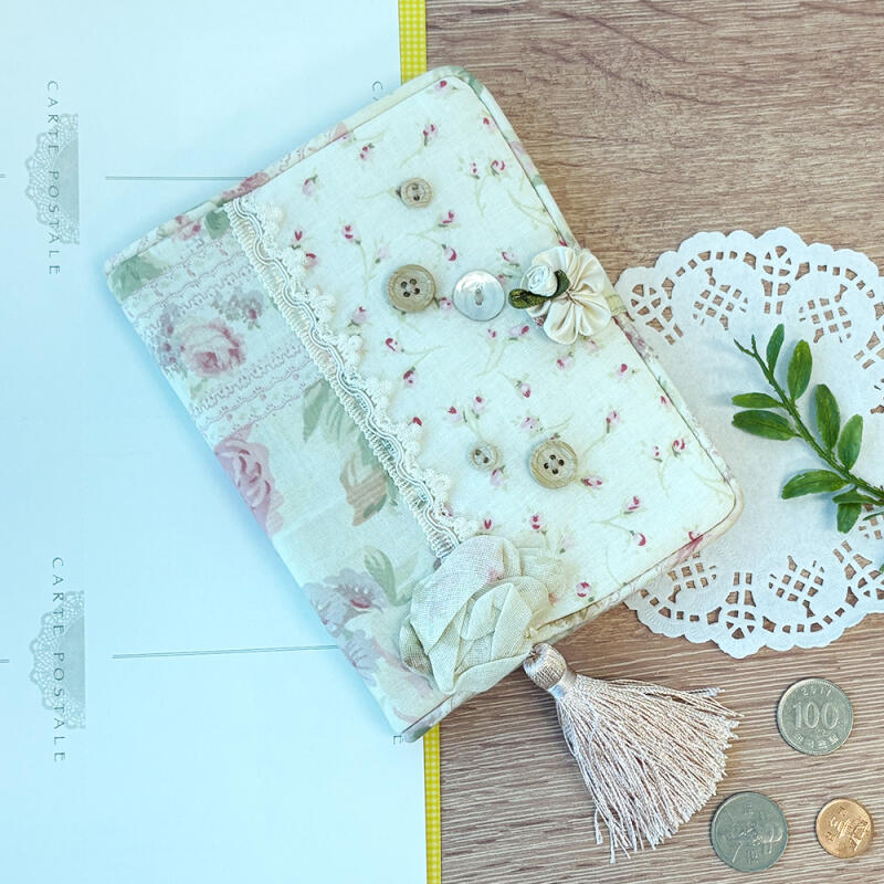 Chevy Tassel Flower Passbook Wallet