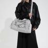 Stilvolle Wildleder Reisetasche Damen Mehrzweck-Tragetasche mit verstellbarem Schultergurt und Modischem Design