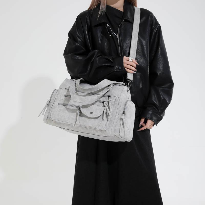 Stilvolle Wildleder Reisetasche Damen Mehrzweck-Tragetasche mit verstellbarem Schultergurt und Modischem Design