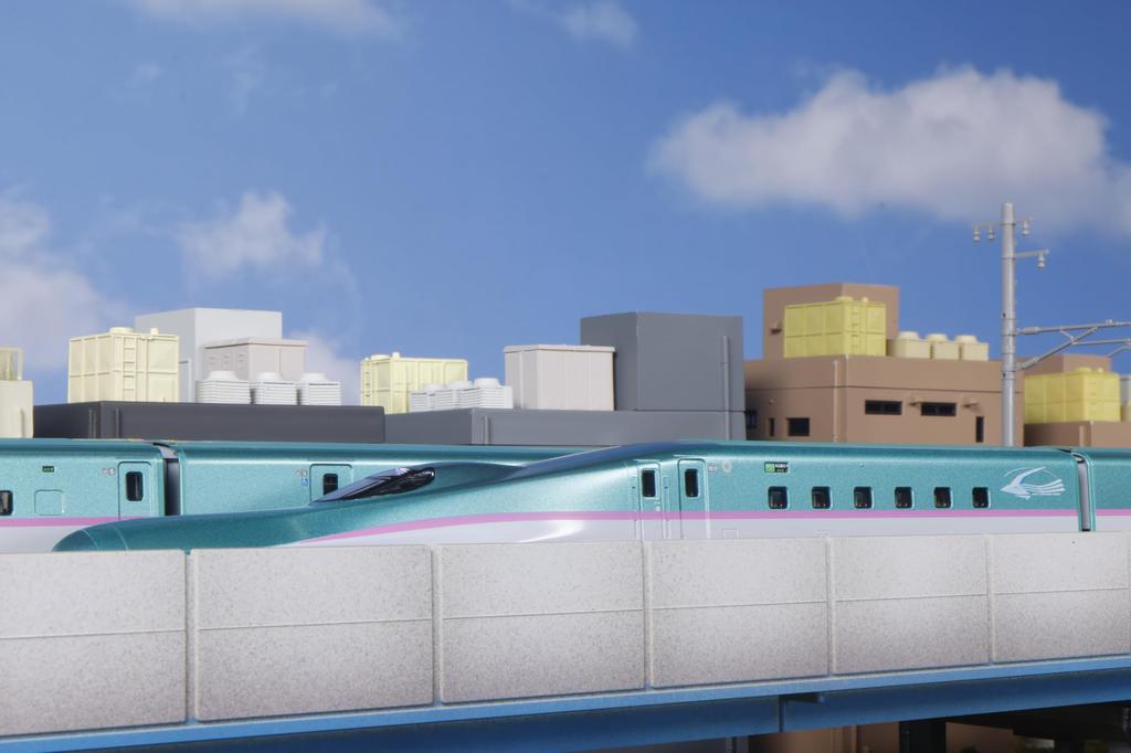 KATO N Gauge E5 Series Shinkansen Basic Set 3 Cars Railway Model Train "Hayabusa" 10-1969