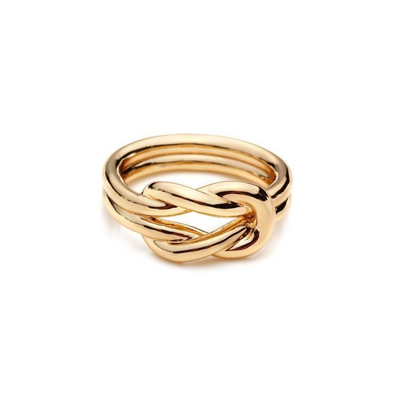 

Concentric Knot Scarf Buckle Ring Shawl Multifunctional 2023 New Versatile Small Square Accessory золотий