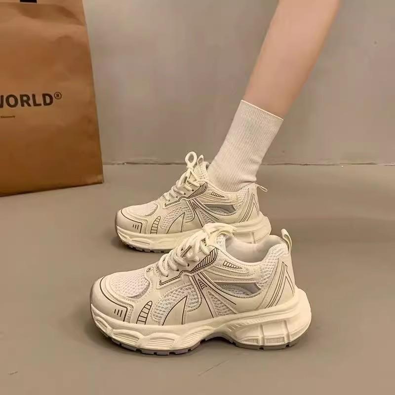 Thick-soled small man increases height and matches new shoes women's soft-soled sports women's shoes