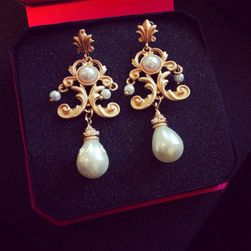 Baroque Pearl Bridal Earrings: European & Korean Retro Style