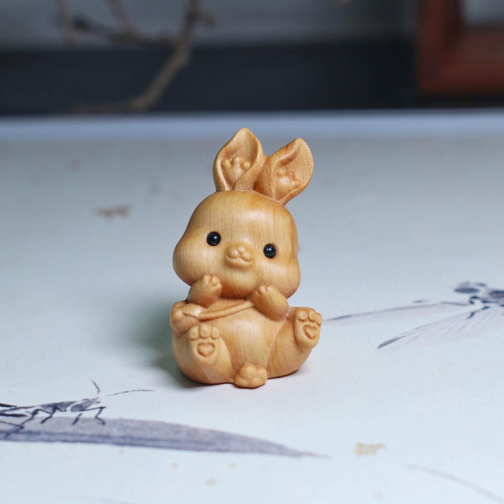 Handgeschnitzte Zypressenfigur - Einzigartiges Holzgeschenk für Büro-/Buddhistische Altar-Dekoration