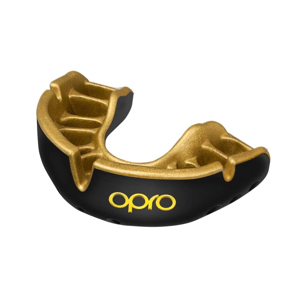 Ochraniacz na zęby OPRO Mouthguard Gold Ustnik do boksu i sportów walki Doskonałe dopasowanie dzięki unikalnemu systemowi dopasowania opracowanemu przez Dental Lab Official