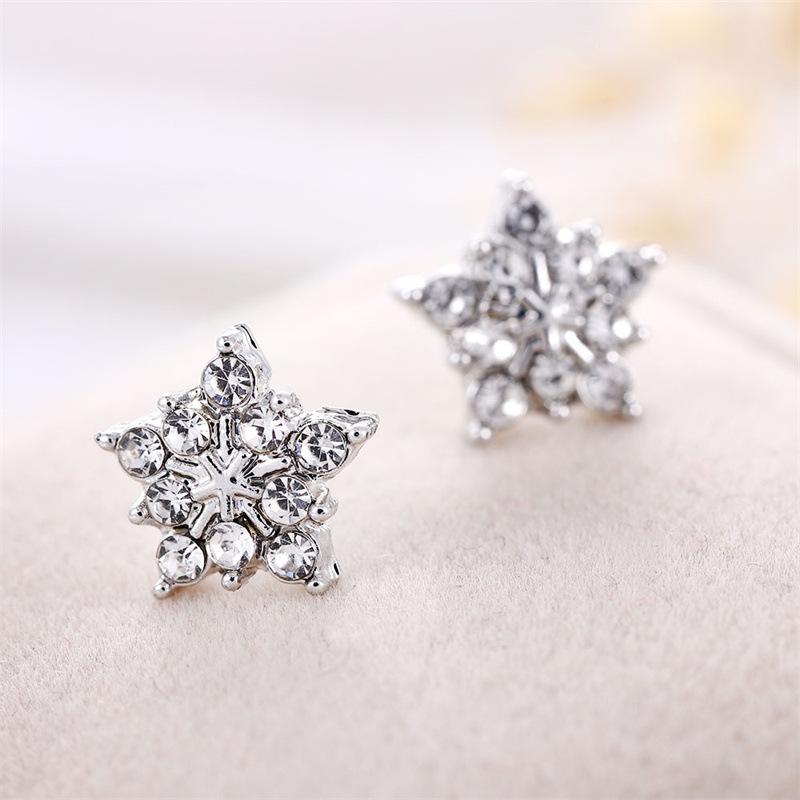European & American Crystal Snowflake & Star Stud Earrings for Women - Cute & Simple Christmas Jewelry