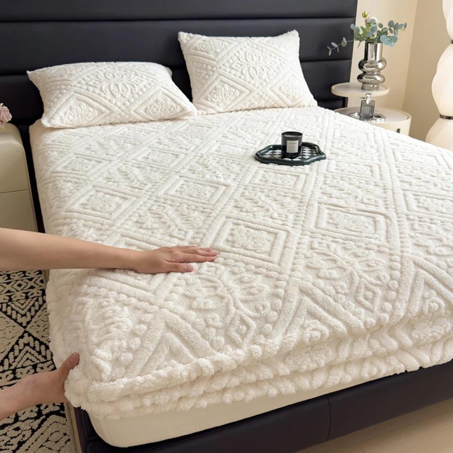Home Milk Velvet Bed Sheet/Single/Super Single/Large/Extra Large Warm Soft Bed Sheet Mattress for Autumn Winter Home Furnishings