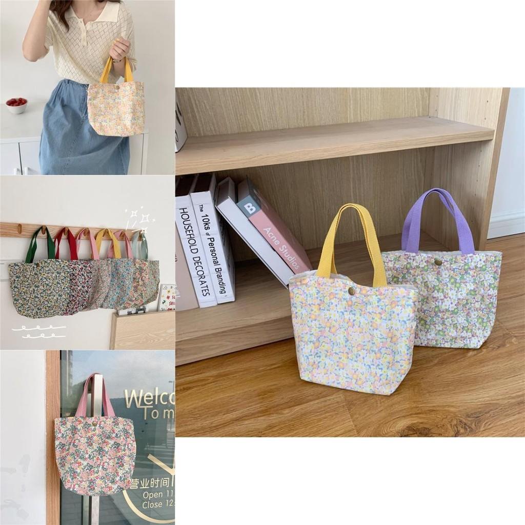 Charming Small Square Handbag For Casual Daily Use With Floral Patterns