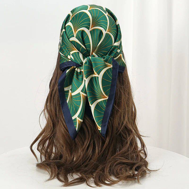 Luxury New Print Silk Scarf Women Versatile 70 Neckerchief Thin Retro Outdoor Scarf Bandana Square Scarf