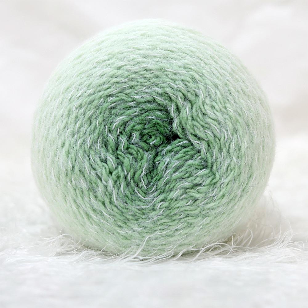 

200g/ Roll Durable Gradient Color Wool Yarn Handmade Multicolor Long Velvet Yarn Soft DIY Yarn Ball for Hat Sweater зелёный