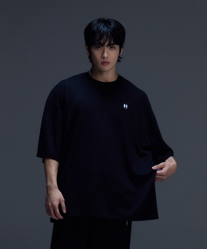 HUGVONE Brushed Symbol Oversized Short Sleeve 2 Colors