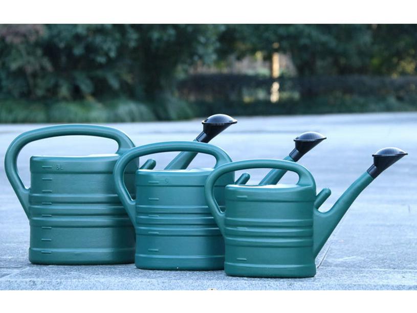 Versatile Large Capacity Watering Can for Gardens, Nurseries, and Balconies