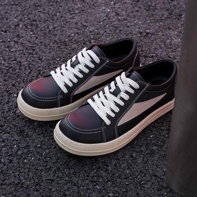 Încălțăminte pentru bărbați – Adidași