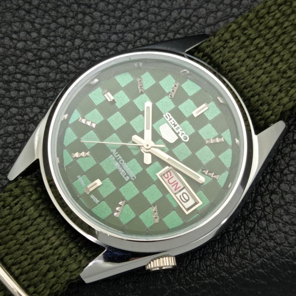 REFURBISHED SEIKO 5 AUTOMATIC MENS WATCH JAPAN MADE GREEN DIAL CUSTOM A440132-2 QV90-a440132