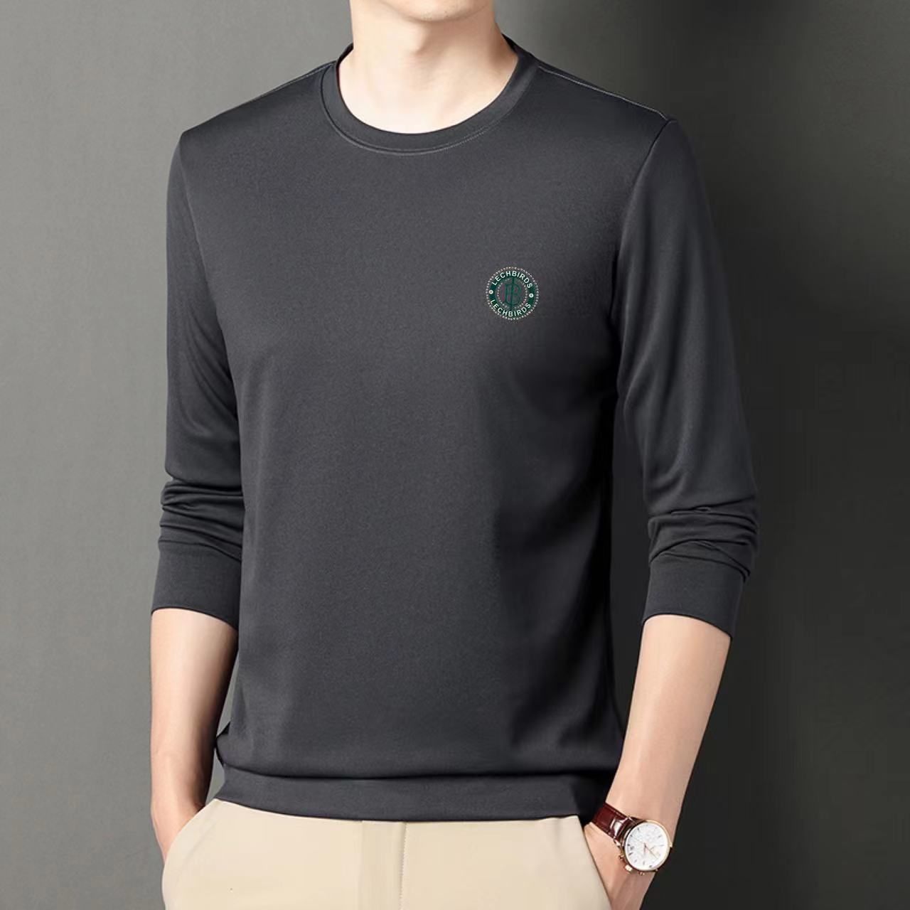 Весенне-осенний свитер с круглым вырезом — фото 8