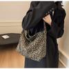 Autumn and Winter Fashion Leopard Print Tote Bag, Female Students Commute To Class, Large-capacity Messenger Bag
