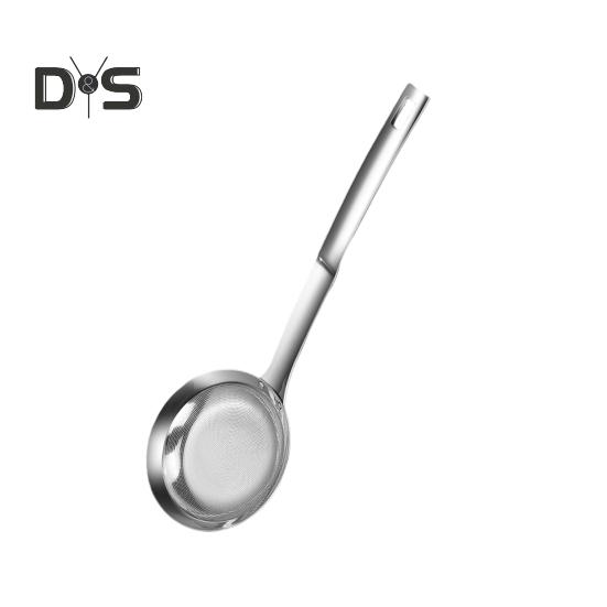 

Ложка для сбора жира в горячем горшке, мелкоячеистое сито из нержавеющей стали, пенный фильтр, масляный фильтр для отделения плавающего жира, ковш-дуршлаг с длинной ручкой M