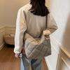 Large Capacity Cotton Clothes Bag Women's New Versatile Shoulder Messenger Bag High-end Diamond Dumpling Bag